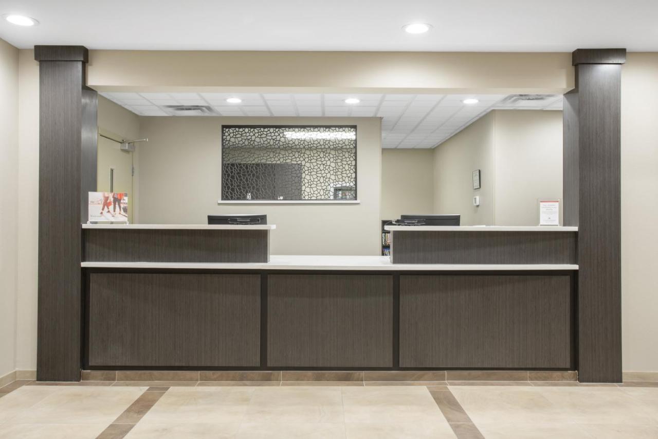 Candlewood Suites Pueblo By Ihg Exterior foto