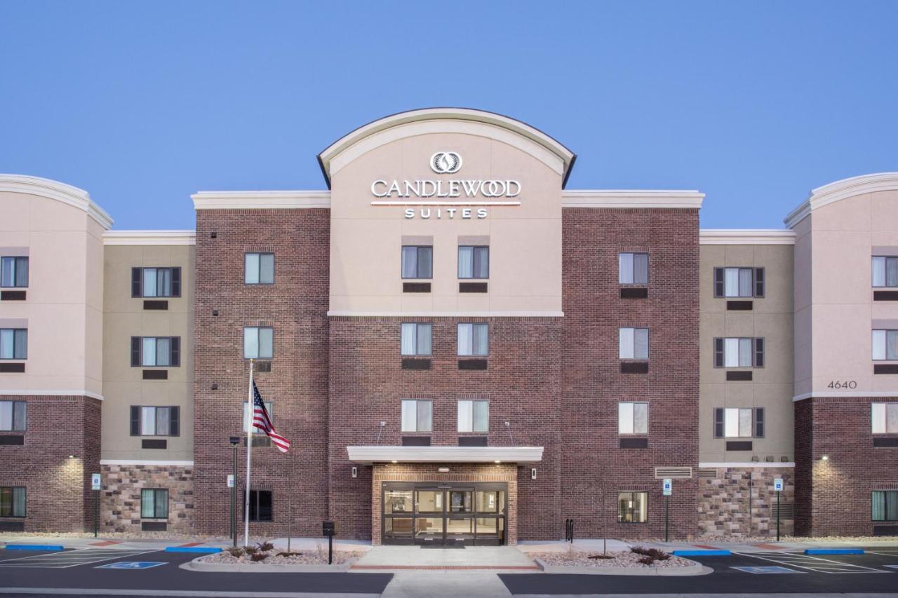 Candlewood Suites Pueblo By Ihg Exterior foto